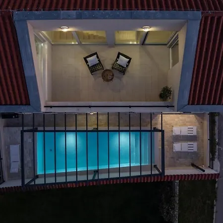 Luxury Lovre Seaside Heated Pool Sauna *
