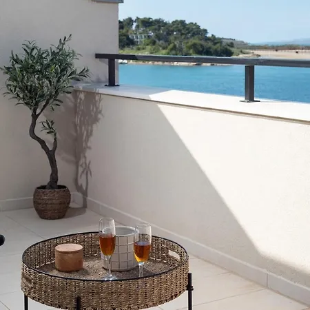 Villa Luxury Lovre Seaside Heated Pool Sauna *