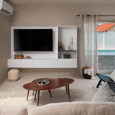 Villa Luxury Lovre Seaside Heated Pool Sauna