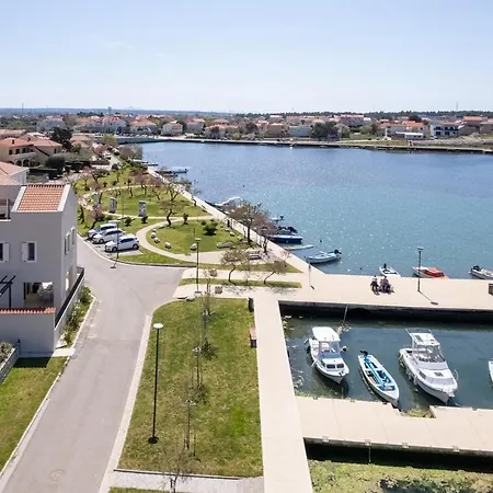 Villa Luxury Lovre Seaside Heated Pool Sauna *