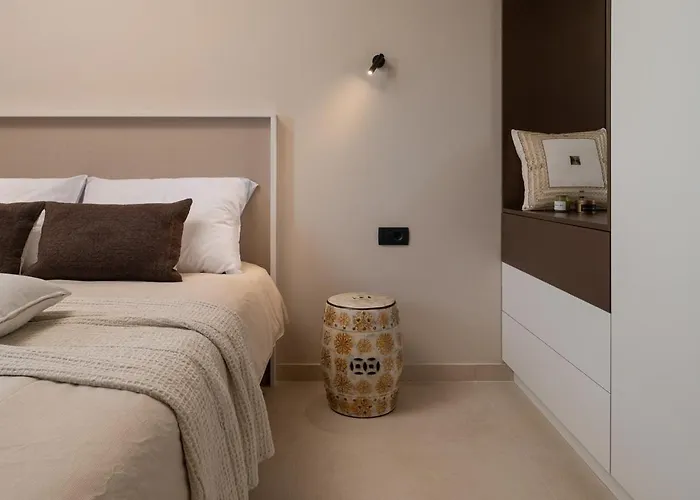 Luxury Lovre Seaside Heated Pool Sauna Nin