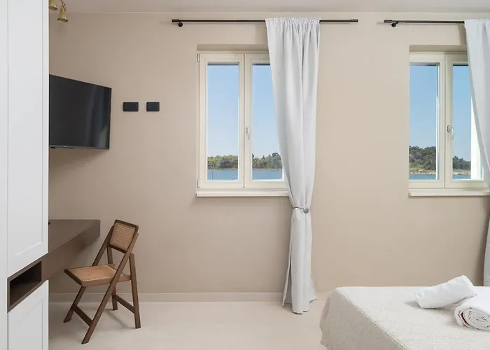 Villa Luxury Lovre Seaside Heated Pool Sauna Nin