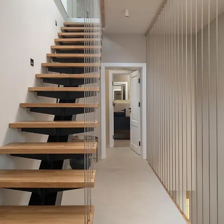 Luxury Lovre Seaside Heated Pool Sauna