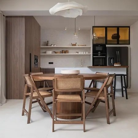 Luxury Lovre Seaside Heated Pool Sauna Villa *