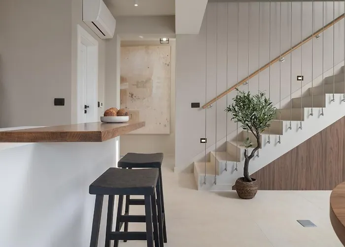 빌라 Luxury Lovre Seaside Heated Pool Sauna 닌