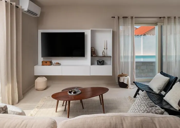 빌라 Luxury Lovre Seaside Heated Pool Sauna