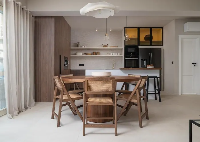 Luxury Lovre Seaside Heated Pool Sauna 빌라 *