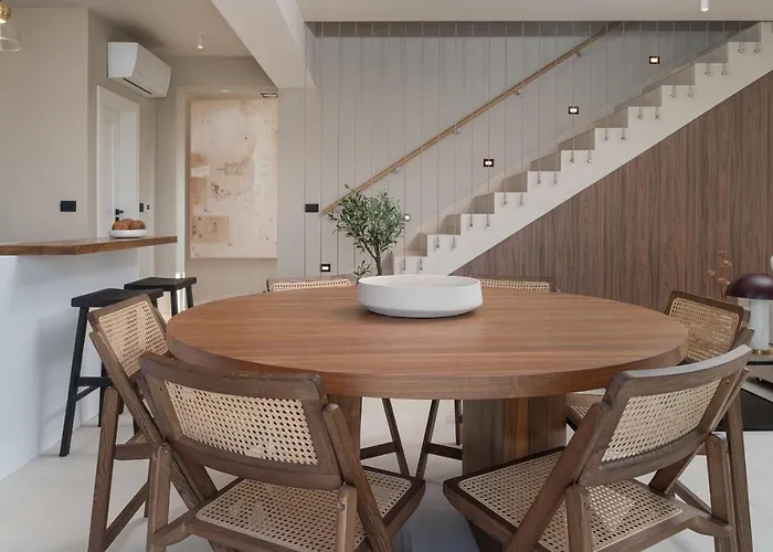 빌라 Luxury Lovre Seaside Heated Pool Sauna 닌